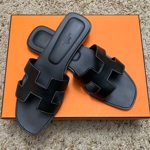 Used Hermes Box Calfskin Oran Sandals size 38.5